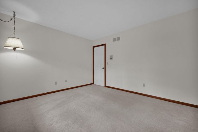 410 Fern Hill Drive, Granville, OH 43023