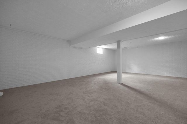 410 Fern Hill Drive, Granville, OH 43023