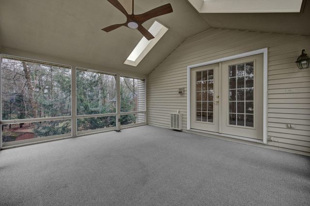 410 Fern Hill Drive, Granville, OH 43023