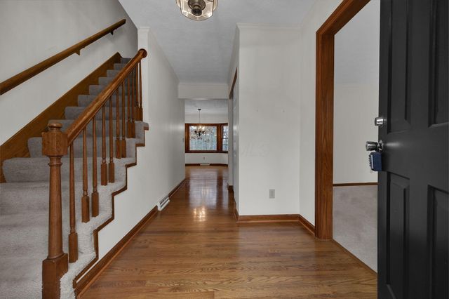 410 Fern Hill Drive, Granville, OH 43023