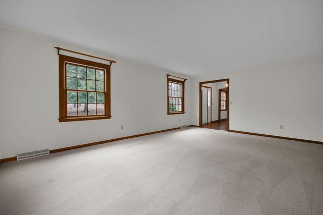 410 Fern Hill Drive, Granville, OH 43023