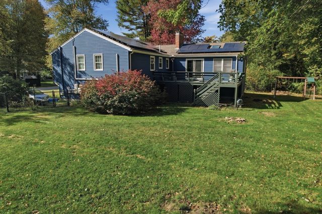 105 Dodd Drive, Holliston, MA 01746