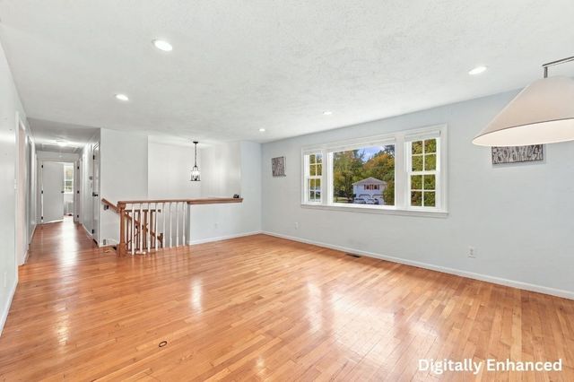105 Dodd Drive, Holliston, MA 01746