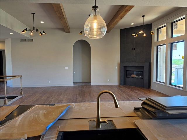 23905 W 112th Terrace, Olathe, KS 66061
