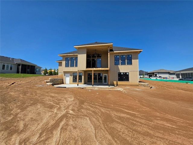 23905 W 112th Terrace, Olathe, KS 66061