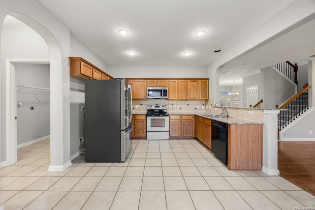 6619 Lantana Sun, San Antonio, TX 78244