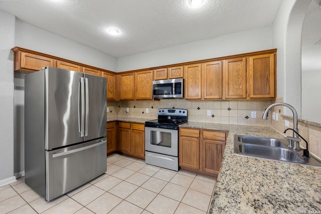 6619 Lantana Sun, San Antonio, TX 78244
