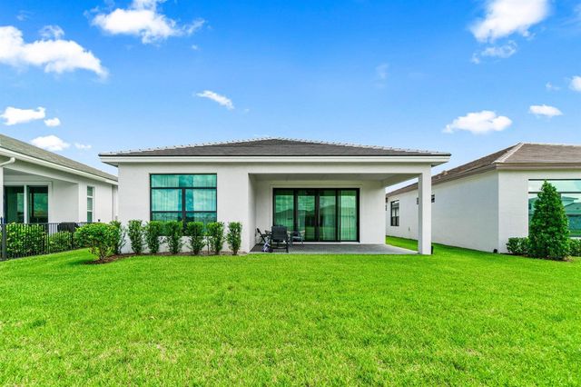 11356 SW Pietra Way, Port St. Lucie, FL 34987
