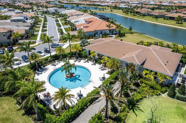 11356 SW Pietra Way, Port St. Lucie, FL 34987