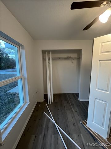 35 Sequoia Trail, Ocklawaha, FL 32179