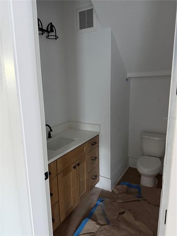 1213 E FLORA STREET, Tampa, FL 33604