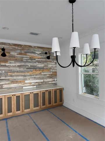 1213 E FLORA STREET, Tampa, FL 33604