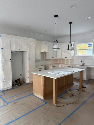 1213 E FLORA STREET, Tampa, FL 33604