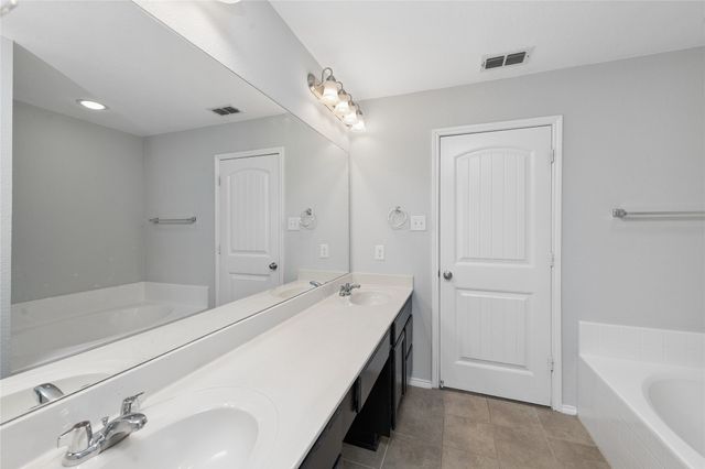 1009 Providence Boulevard, Providence Village, TX 76227