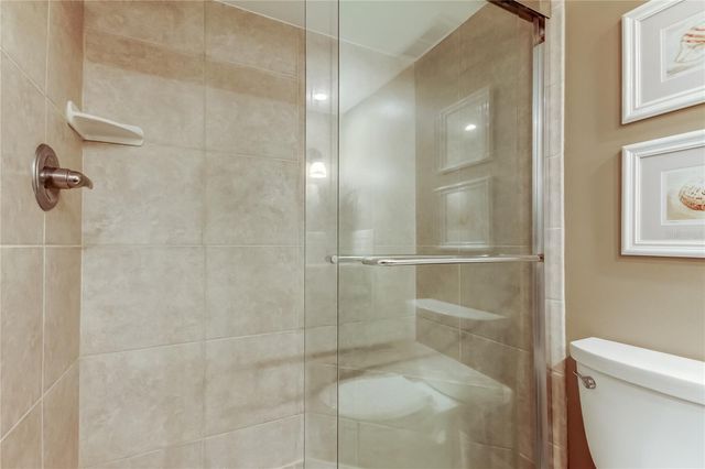 9450 HARBOR GREENS WAY 301, Seminole, FL 33776