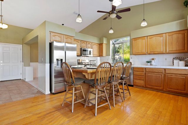 11317 Wild Oak Dr, Oakdale, CA 95361