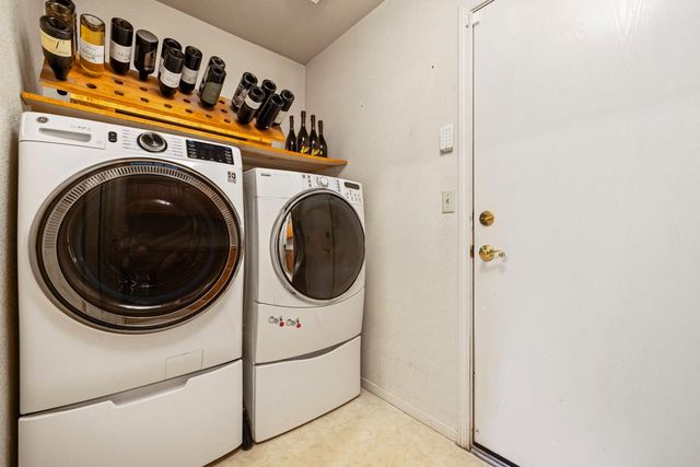 11317 Wild Oak Dr, Oakdale, CA 95361