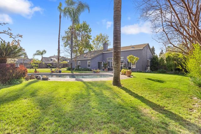 11317 Wild Oak Dr, Oakdale, CA 95361