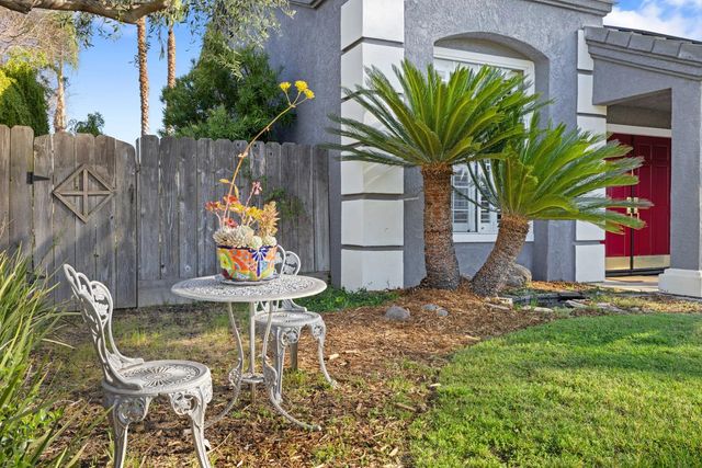 11317 Wild Oak Dr, Oakdale, CA 95361