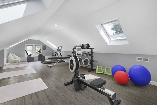 61 Huron Avenue, Cambridge, MA 02138