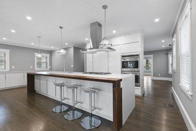 61 Huron Avenue, Cambridge, MA 02138