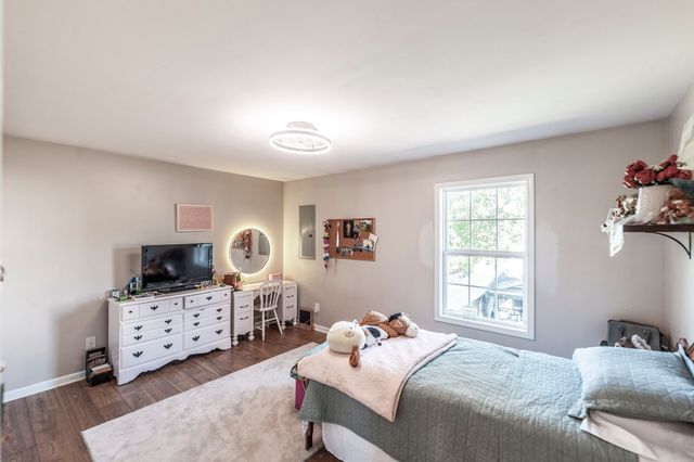 531 Governor Hall Rd, Castalian Springs, TN 37031