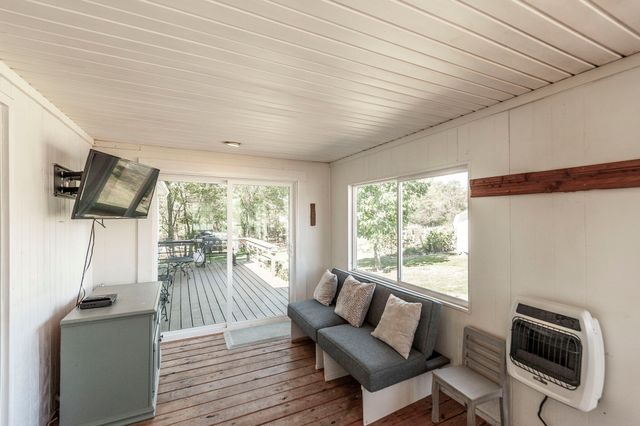 531 Governor Hall Rd, Castalian Springs, TN 37031