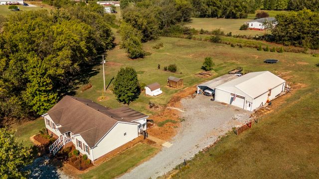 531 Governor Hall Rd, Castalian Springs, TN 37031