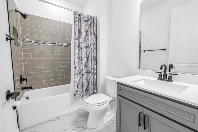 9135 BARRIER COAST TRAIL, Parrish, FL 34219