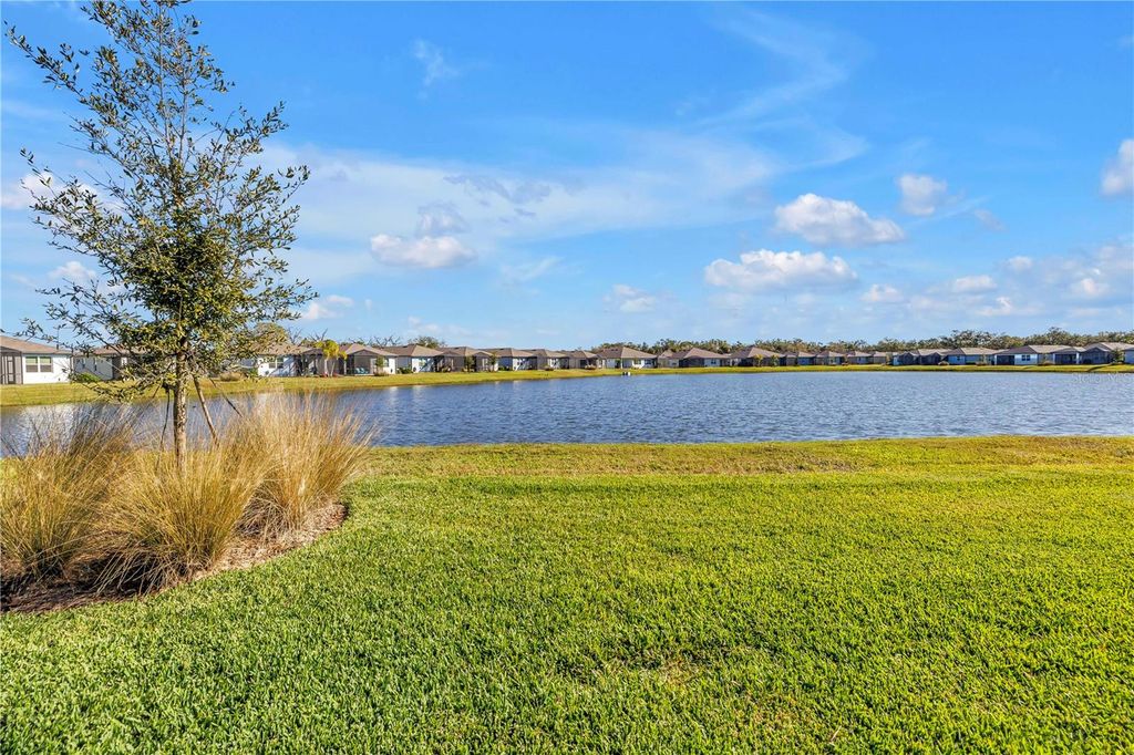 Image 7 of property listing at 9135 BARRIER COAST TRAIL, Parrish, FL 34219