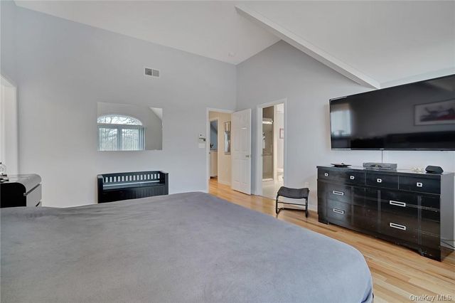 99 Summit Avenue, Central Valley, NY 10917