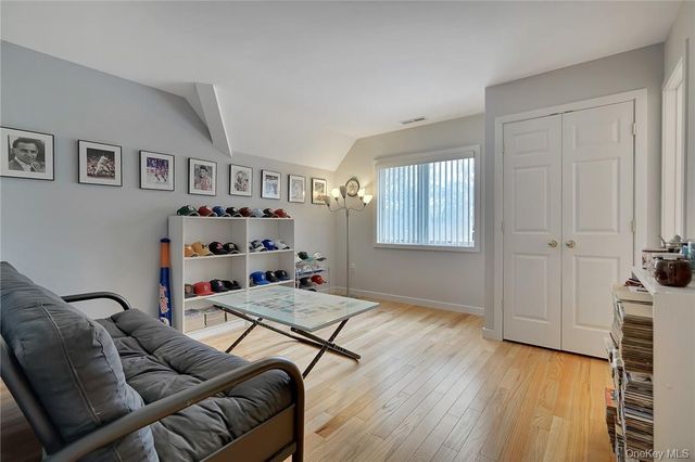 99 Summit Avenue, Central Valley, NY 10917