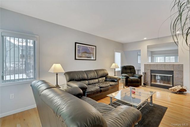 99 Summit Avenue, Central Valley, NY 10917