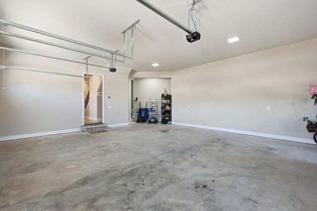 33 Baker Pond Court, Jefferson, GA 30549
