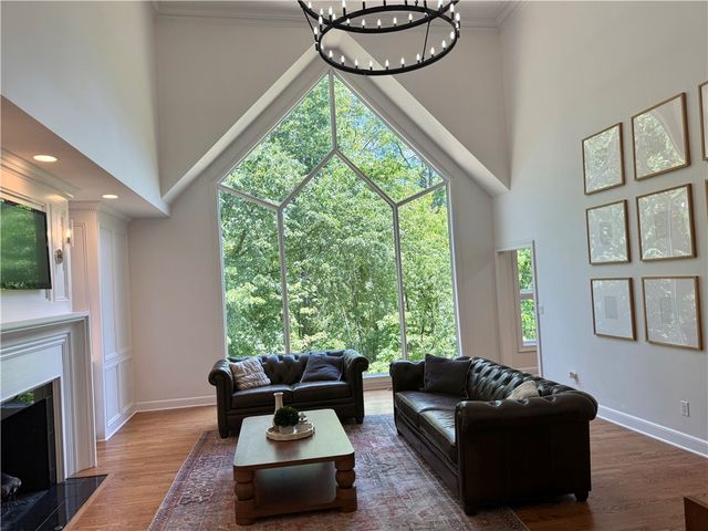 217 Pine Grove Ct, Marshall, PA 15005