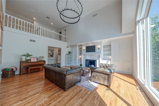 217 Pine Grove Ct, Marshall, PA 15005