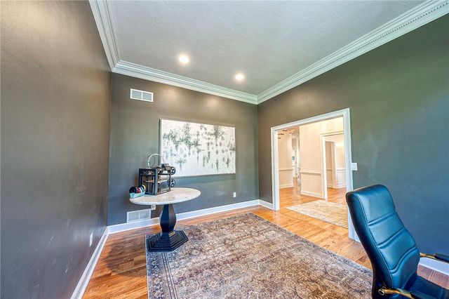 217 Pine Grove Ct, Marshall, PA 15005