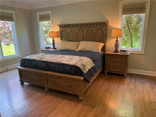 217 Pine Grove Ct, Marshall, PA 15005