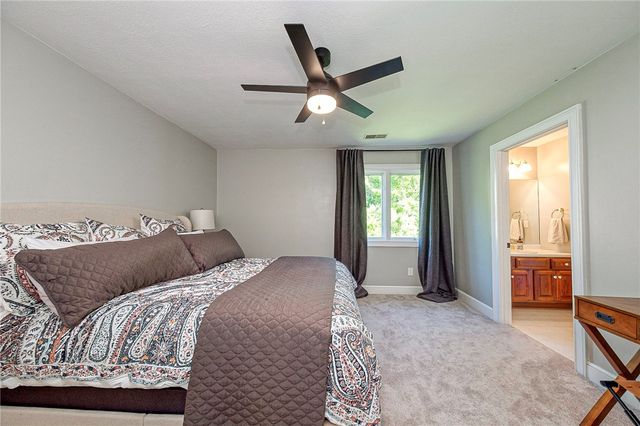 217 Pine Grove Ct, Marshall, PA 15005