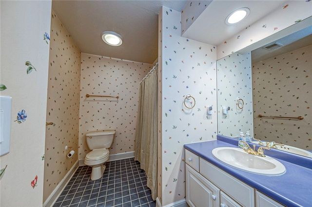 217 Pine Grove Ct, Marshall, PA 15005