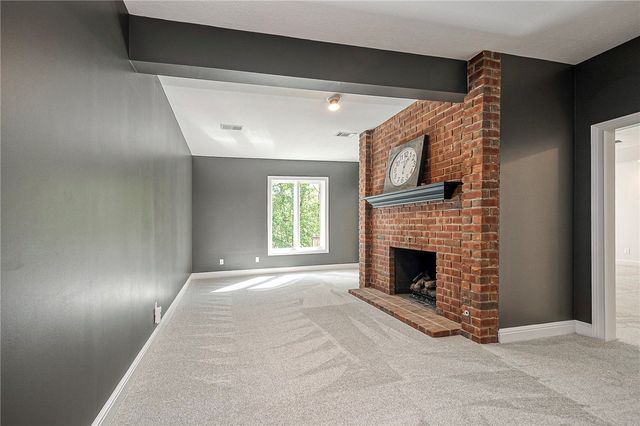 217 Pine Grove Ct, Marshall, PA 15005