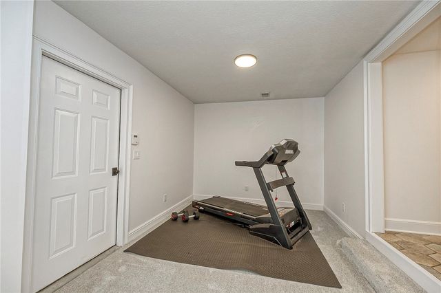 217 Pine Grove Ct, Marshall, PA 15005