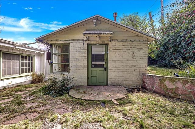 3035 Malcolm, Los Angeles, CA 90034