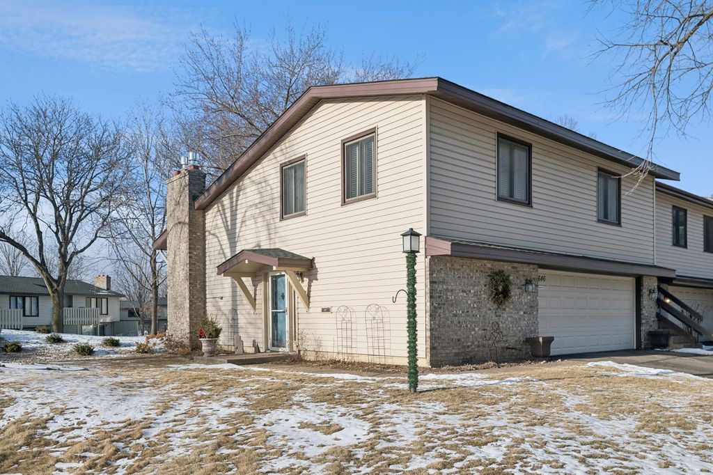 5646 Hyland Courts Dr property