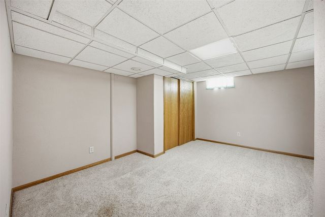 2906 Russell Drive NE, Cedar Rapids, IA 52402
