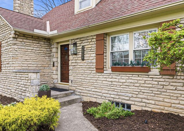 2808 E Broad Street, Bexley, OH 43209