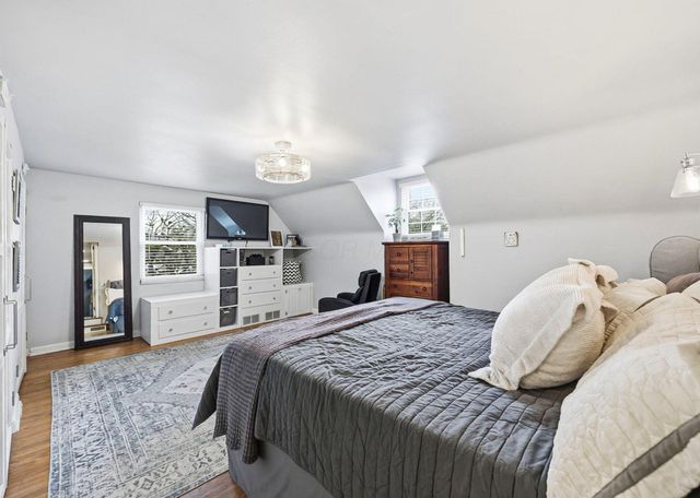 2808 E Broad Street, Bexley, OH 43209