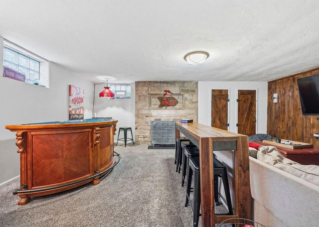 2808 E Broad Street, Bexley, OH 43209