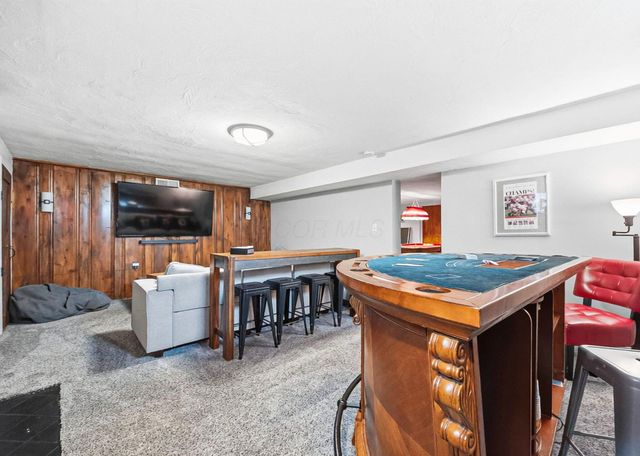2808 E Broad Street, Bexley, OH 43209