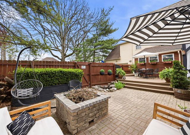 2808 E Broad Street, Bexley, OH 43209